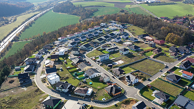 Domy podražily za pět let o šedesát procent. V tempu růstu cen předstihly byty