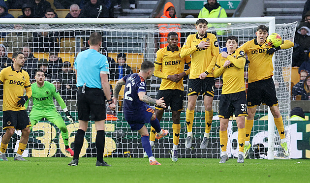 ONLINE: Wolves s Krejčím vynulovali Newcastle, Aston Villa vyzve Everton