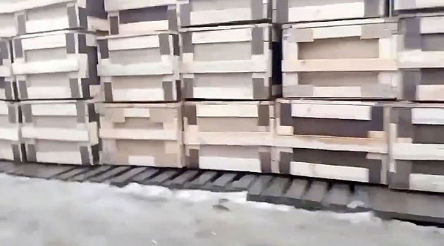 „Pobočka pekla“. Márnice v Rostově praská ve švech, padlé tu hledají stovky Rusů