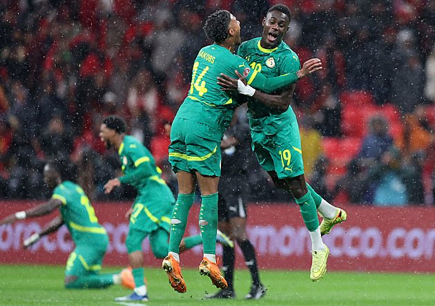 Šílené africké finále. Senegalci na protest opustili hřiště, v prodloužení získali zlato