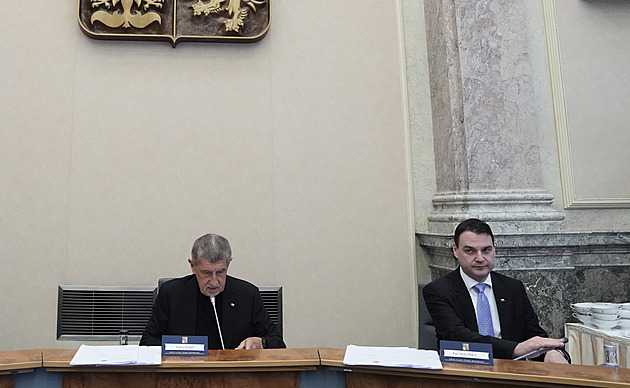 Vláda odmítla návrh na zálohování PET lahví, oznámil premiér Babiš