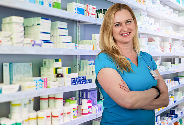 Strach z léků? Samoléčba má rizika, může skončit i mrtvicí, varuje farmaceutka