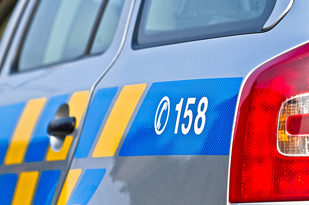 Anonym vyhrožuje školám na Českokrumlovsku výbuchem, vyjela zásahová jednotka