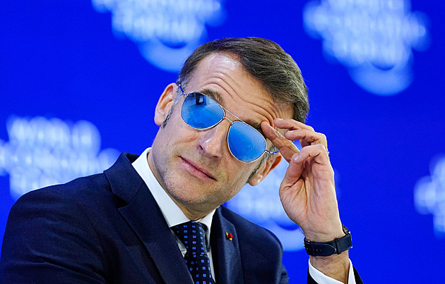 Macron se v Davosu pustil do Trumpa. Nepřijatelné, odsoudil jeho kroky