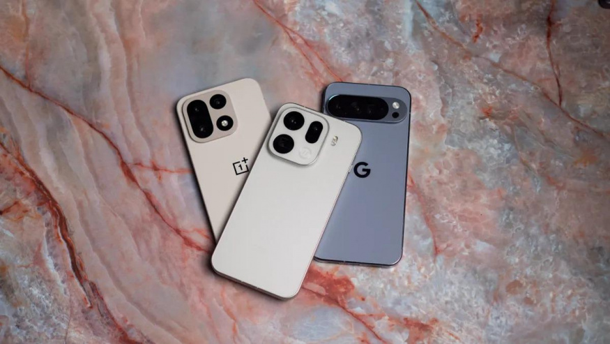 Prodeje smartphonů klesají. Samsung a Apple se opět perou o první místo