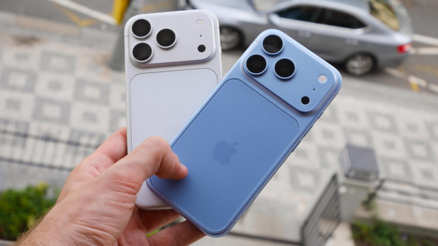 Apple vše tají, my už je drželi v ruce. iPhone 18 Pro a skládací Ultra už jsou skoro tady