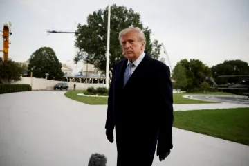 Soud zablokoval Trumpovo vypovězení CNN, MS NOW a Politico z Bílého domu