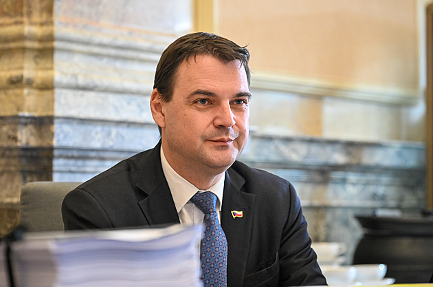 Macinka přirovnal ženu prezidenta Pavla k sovětskému politikovi Černomyrdinovi